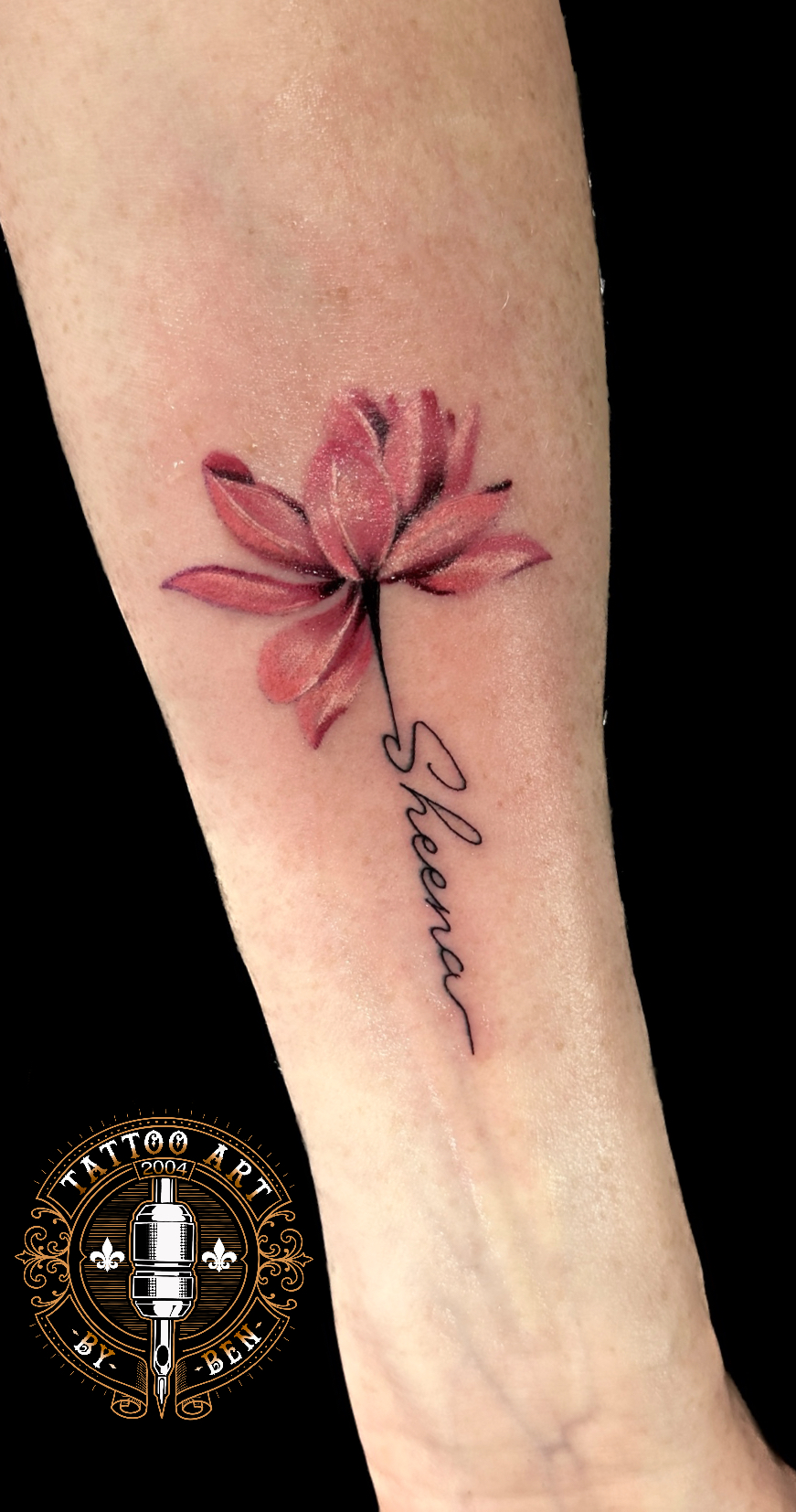 Tattoo kleine Blume